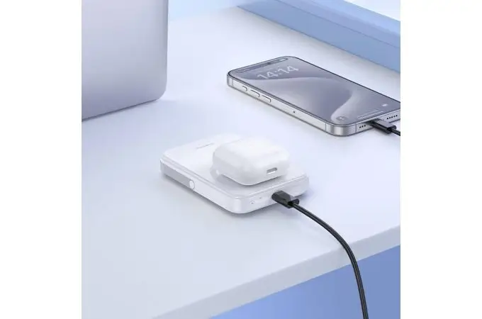 Внешний аккумулятор BJ51 с MagSafe и подставкой 5000 mAh