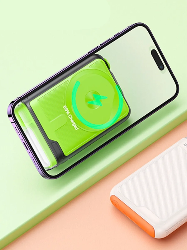 Внешний аккумулятор 3 в 1 BJ69 с MagSafe