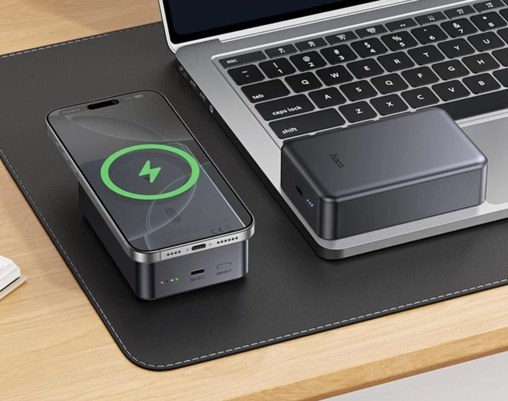 Внешний аккумулятор 20000 J160B Magsafe черный