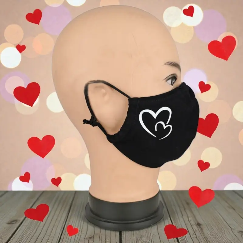 Маска многоразовая двухслойная лого сердечки (ткань,100% х/б)