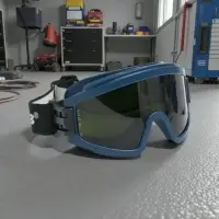 Очки ЗН11 Панорама СтронгГласс  закрытые затемненные, непрямая вентиляция, арт. 21134